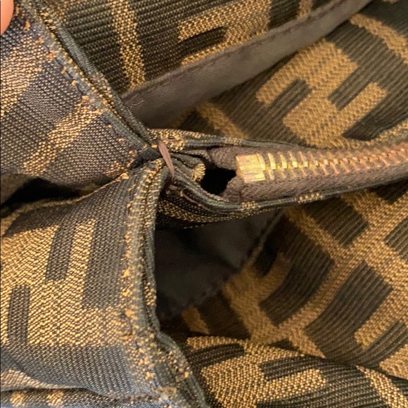 FENDI zucca large tote - Picture 4 of 16